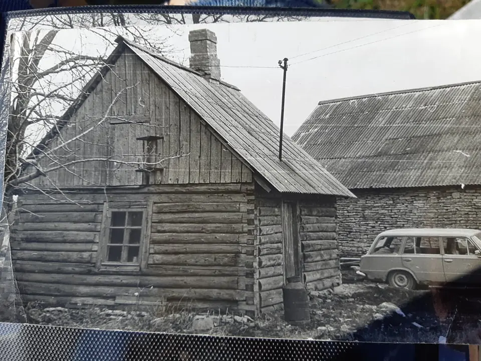 Liipa talu palkmaja vanal fotol